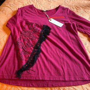 NWT - Fringe Bell Sleeve Top 🌸